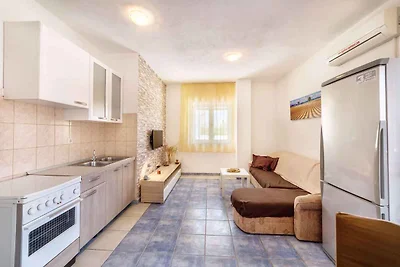 Ferienwohnung mit Balkon und Klimaanlage
