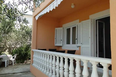 Ferienwohnung mit Balkon und Meerblick