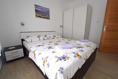 Ferienwohnung mit Terrasse und Klimaanlage