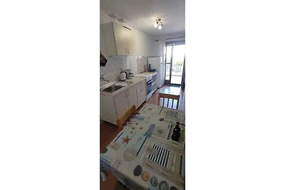 Ferienwohnung mit 6 qm Terrasse