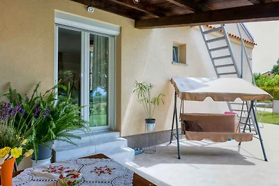Ferienhaus mit Klimaanlage, Garten