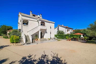 Gemütliches Studio Dragica mit Meerblick auf 