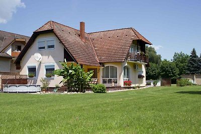 Ferienwohnung mit Garten und Terrasse