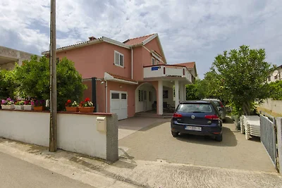 apartman za odmor Obiteljski odmor Nin