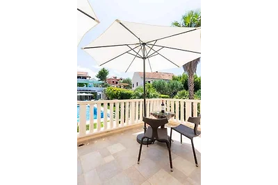 Ferienwohnung mit Blick auf den Pool