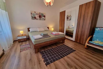 Ferienhaus mit grosser Terrasse und