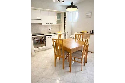 Ferienwohnung mit Klimaanlage und Terrasse