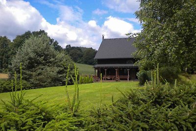 Ferienhaus mit Aussenpool und Lokal im