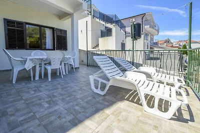 Appartamento Vacanza con famiglia Rogoznica