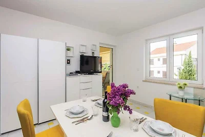 Ferienwohnung mit grossem Balkon