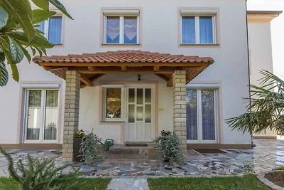 Ferienwohnung mit Balkon und Meerblick