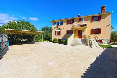 Ferienhaus mit Klimaanlage und Pool