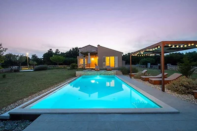 FerienHaus mit Pool