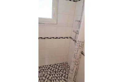 Ferienwohnung nur 40 m von Strand