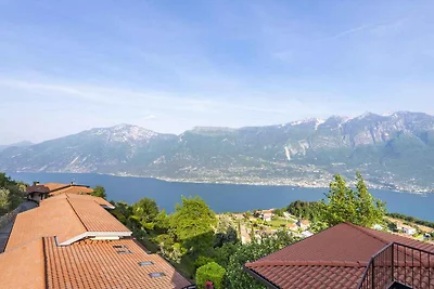 Hotelapartment mit seitlicher Seeblick