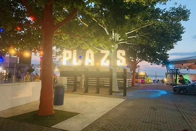 Ferienhaus in Strandnähe mit Terrasse und