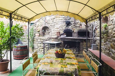 Ferienhaus mit Pool und Terrasse
