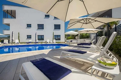 Ferienwohnung mit Pool für 6 Personen