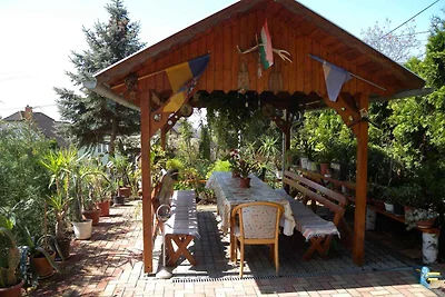 Ferienwohnung mit Kinderspielplatz und Pool