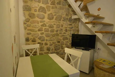 Appartamento Vacanza con famiglia Cres (Isola)