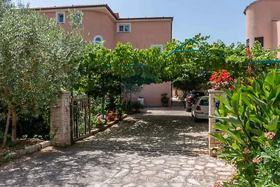 Ferienwohnung mit Aussenpool und Grill