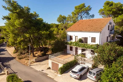 apartman za odmor Obiteljski odmor Vrboska