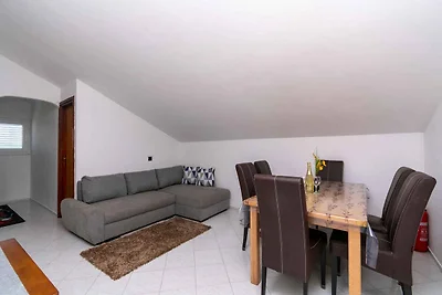 Ferienwohnung mit Klimaanlage und Meerblick