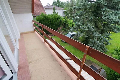 Ferienhaus mit Terrasse, grossem Garten und