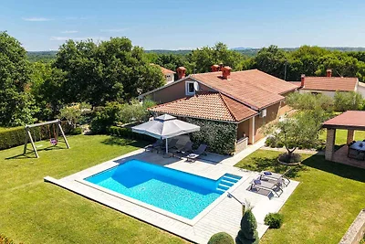 Villa mit Privatpool