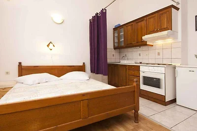 Studio-Apartment, nur 150 m vom nächsten schö