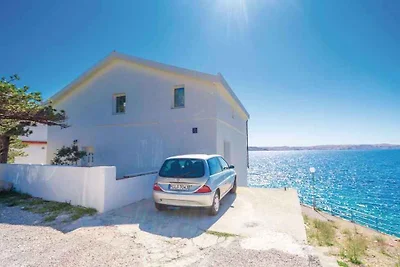 Ferienwohnung mit Terrasse in Meernähe