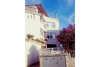 Ferienwohnung mit einen Balkon und Meerblick