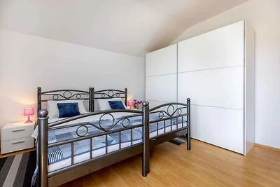 Ferienwohnung mit Meerblick 250 m vom Strand