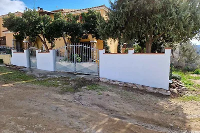 Ferienhaus mit Garten und Klimaanlage