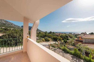 Villa mit Terrasse und Waschmaschine