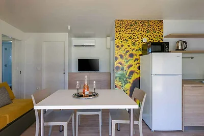 Mobilehome mit Terrasse am Pool