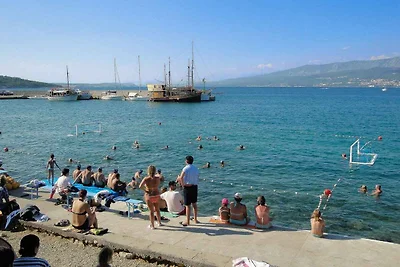 Komfortable Ferienwohnung Andjelko mit Meerbl