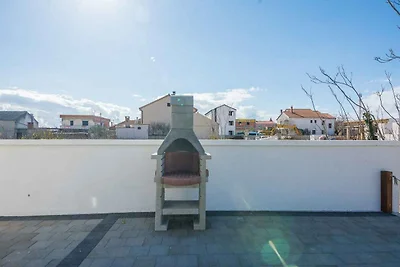 Ferienwohnung mit Klimaanlage und Balkon