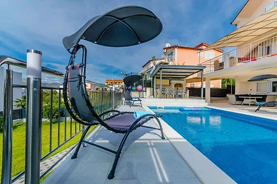 Ferienhaus mit Klimaanlage und Aussenpool