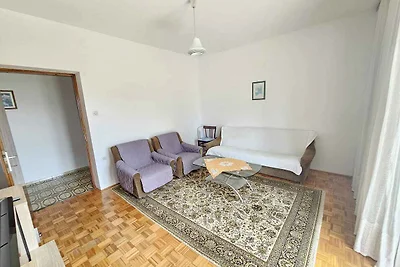 Ferienwohnung für 6 Personen mit Balkon