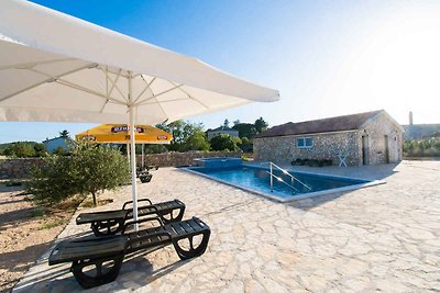 Mobilehome mit Pool und Grill