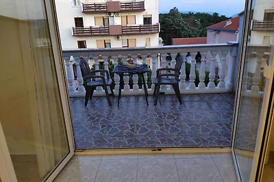 Ferienwohnung mit Balkon und Klimaanlage