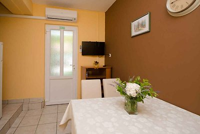 Appartamento Vacanza con famiglia Supetarska Draga
