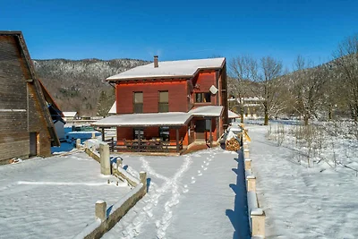 Charmantes Berghaus in Jasenak mit drei liebe