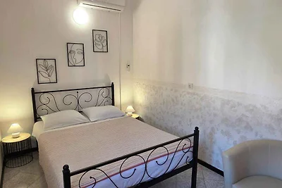 Ferienwohnung mit Balkon und Klimaanlage