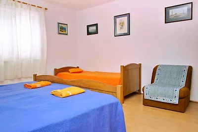 Ferienwohnung mit Terrasse und Klimaanlage