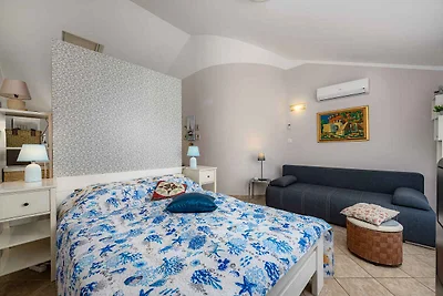 Studio WOHNUNG MIT AUFZUG