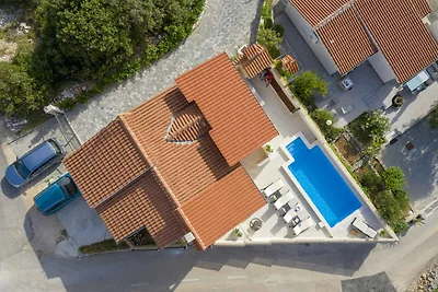 Villa mit Pool