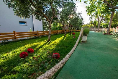 Ferienhaus mit Klimaanlage und Balkon