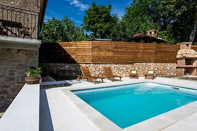 Villa mit Klimaanlage und Pool